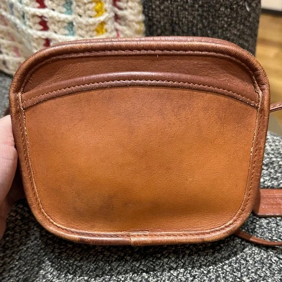 Coach Hadley Vintage 9935 Brown Leather Crossbody Bag - Picture 3 of 9